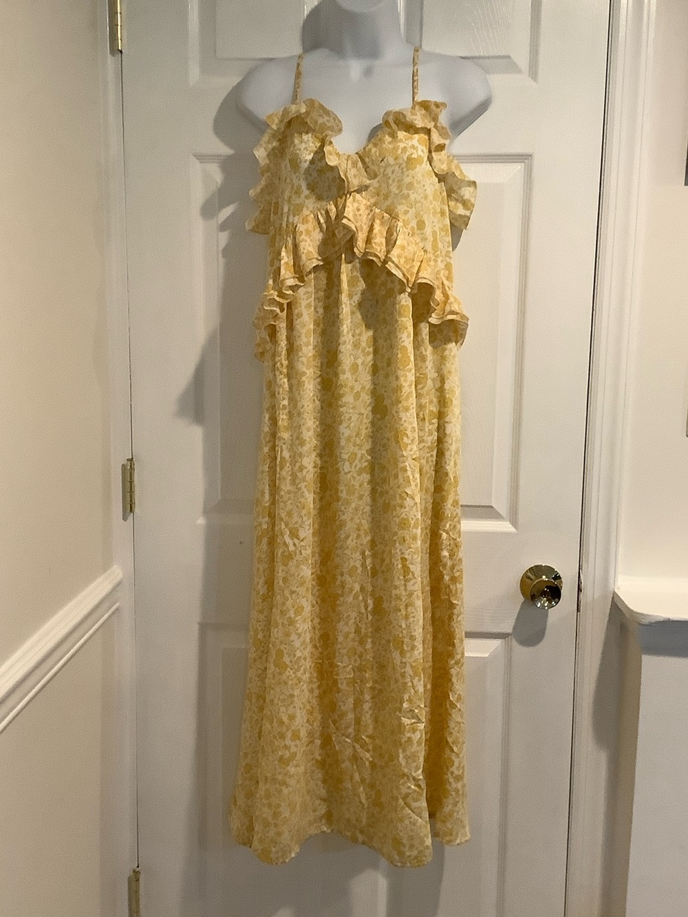 OLD NAVY Yellow/White Floral Ruffled  Cottagecore Summer Wedding Guest Dress XS